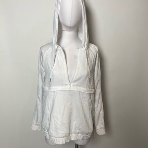 Lululemon PackLight Half Zip Pullover never worn